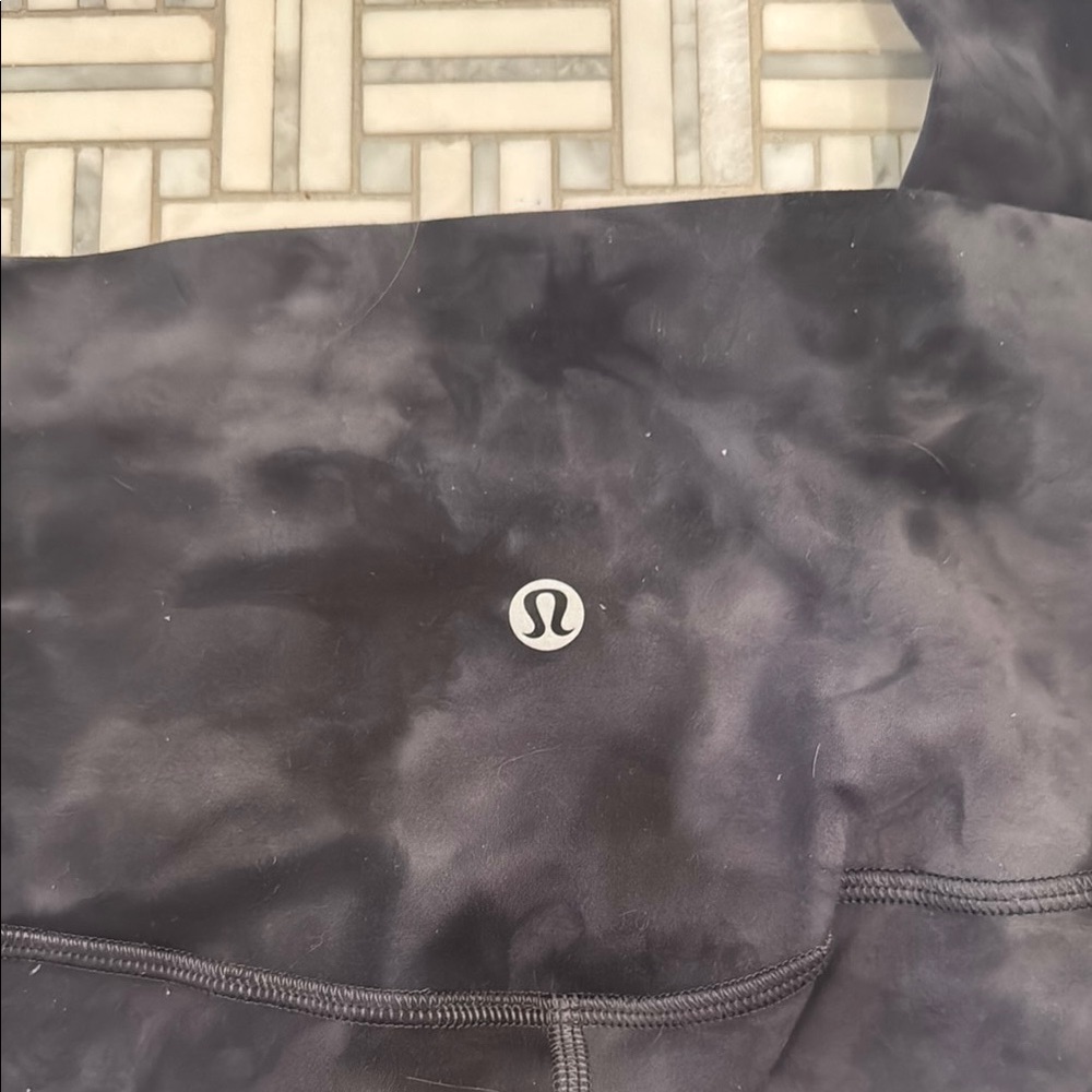 Lululemon diamond dye align leggings - Picture 2 of 5